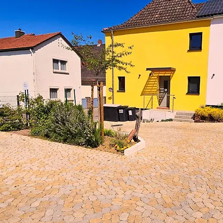 Kiwihof Suedpfalz * Billigheim-Ingenheim